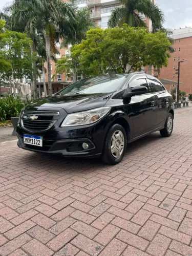 Chevrolet Onix Hatch LT 1.0 8V Flex Power Mec. 4P 2013