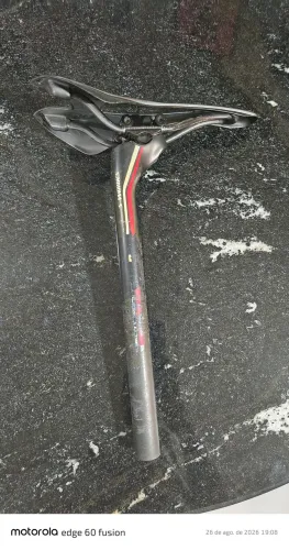 Canote carbono 420mm + selim carbono ultraleve ZIP