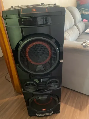 Caixa JBL