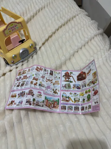 ÔNIBUS JARDIM DA INFÂNCIA- Sylvanian families
