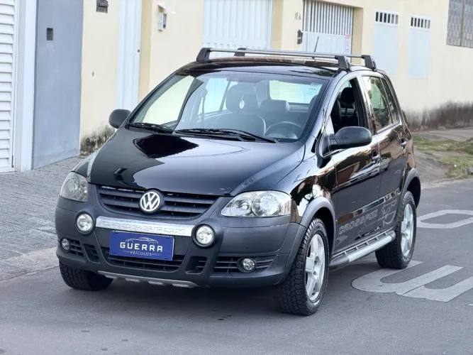 Volkswagen Crossfox 1.6 MI Total Flex 8V 5P 2010