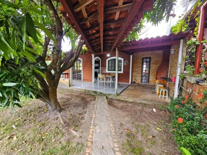 Casa de condomínio com 03 quartos à venda em Gravatá/PE! DE R$ 280 MIL POR R$ 240 MIL!