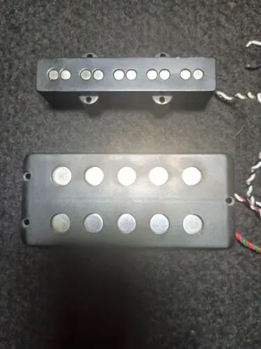 Captadores originais Aero parte MM , e single coil .marca usado no baixo Fodera .