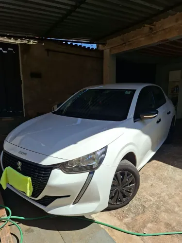 Peugeot 208 Like 1.0 Flex 6V 5P Mec. 2023
