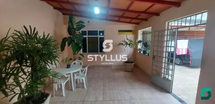 Olaria | Casa 3 quartos, sendo 2 suites
