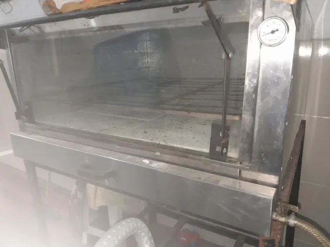 Forno industrial para pizza de até 75cm
