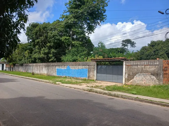 Sítio Marituba na Pirelli com uma casa com 2/4 com banheiro.