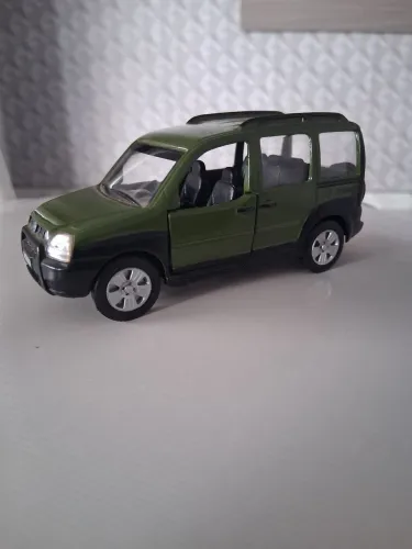 Doblo/miniatura 