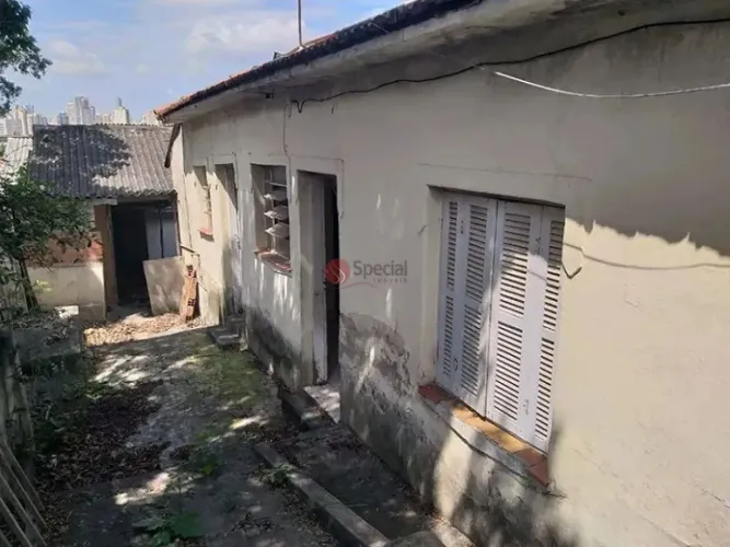 Terreno de 300 metros na Penha.