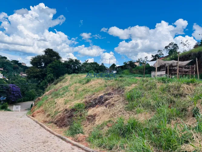 Terreno ou lote à venda com 3.392m² - condomínio fechado