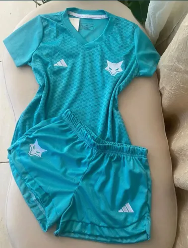 Conjunto Feminino Atlético e Cruzeiro 