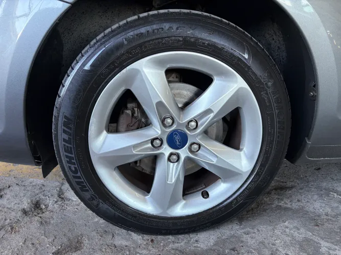 Rodas e pneus 5x108