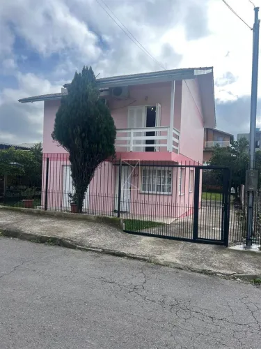 Produto novo casa no bairro charqueadas . Terreno 13x30 03 Dorm. Sala
