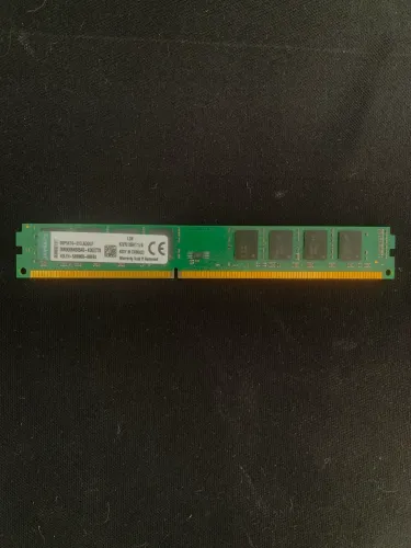 Memória RAM Kingston 4GB DDR3 1600MHz