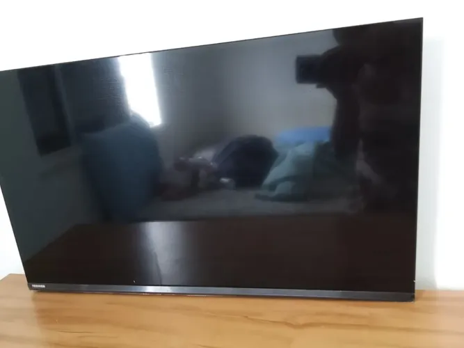 Vendo televisão