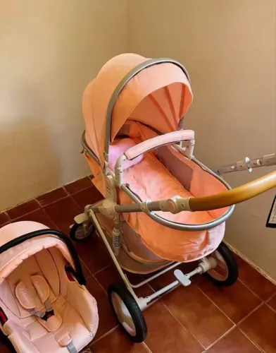 Carrinho de bebê menina 3 em 1
