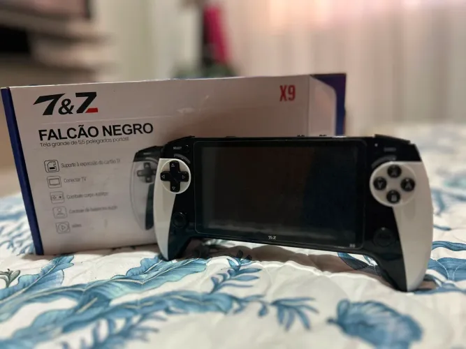 Portátil que emula jogo antigo