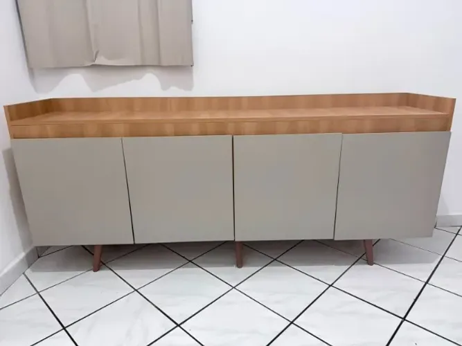 Buffet Aparador Retrô 4 Portas 180cm Yescasa Freijó e Fumê Edi Marrom