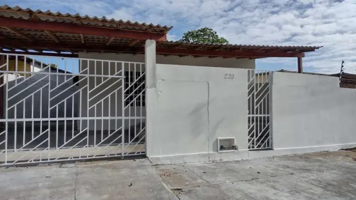 Casa disponível para Locação no Bairro Caçari