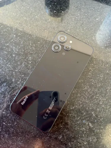 Redmi 12 
