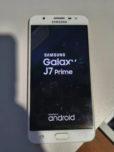 Vendo Celular Samsung Galaxy J7 Prime 