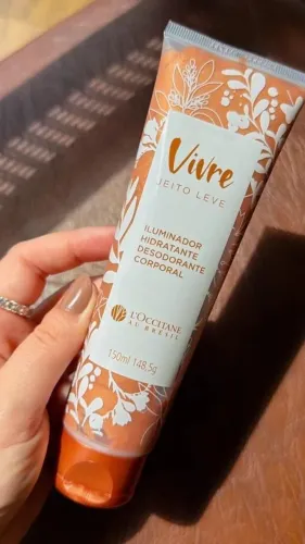 L'Occitane au Brésil Vivre Jeito Leve Iluminador Hidratante Desodorante Corporal 150ml