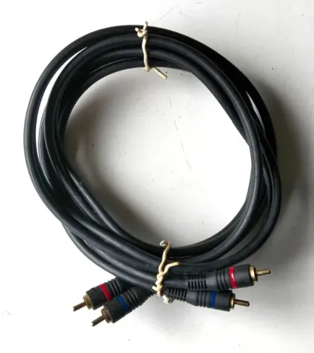 Cabo de Áudio Estéreo 2RCA x 2RCA Reforçado (Contatos Dourados) - 1,85 m - Usado