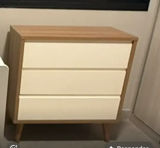 Cômoda branca 