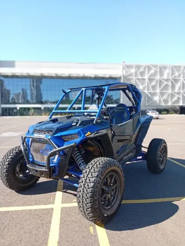 UVT RZR S900
