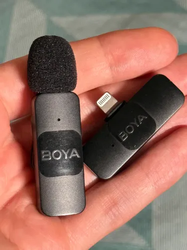Microfone Sem Fio Boya BY-V1 (Lightning) - Ótimo Estado