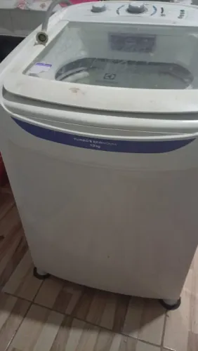 Máquina de lavar Eletrolux 13kg