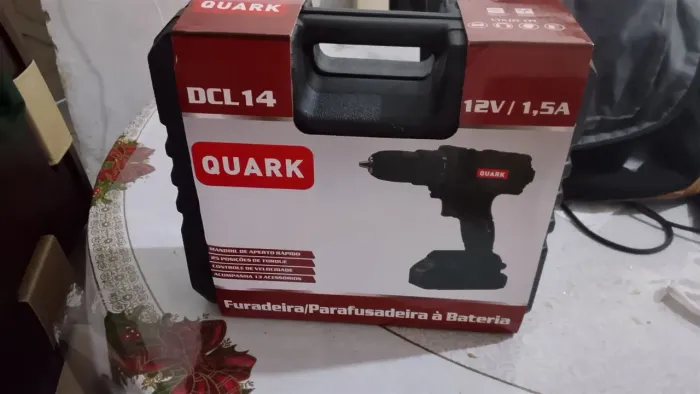 Furadeira e parafusadeira nova abaixo do preço 