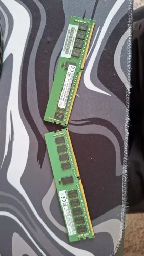 Kit Memórias RAM 16GB (2x 8GB) DDR4 ECC Registered RDIMM 2400MHz - SK Hynix & Samsung
