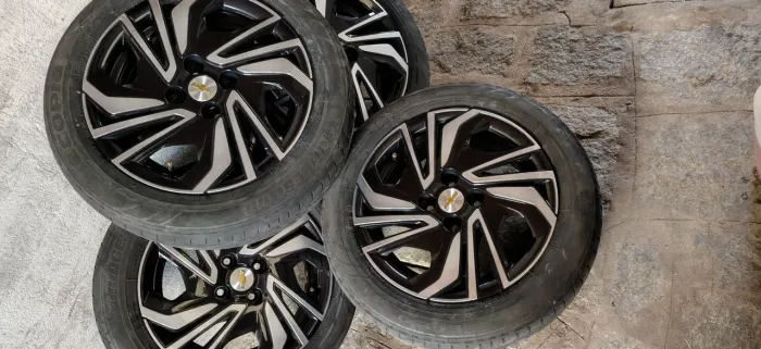 Rodas ferro aro 15 original GM novo Onix com pneus 