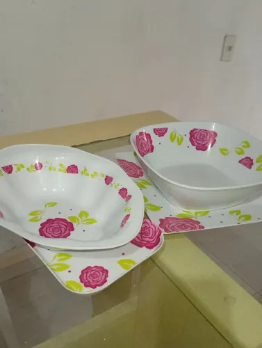 KIT Tigelas e bandejas de melanina