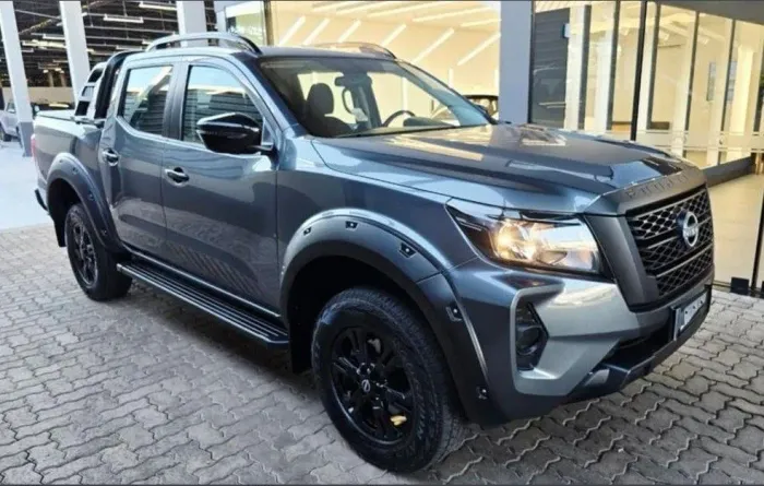 Nissan Frontier Attac.cd 4X4 2.3 Bi-TB Die. AUT 2025