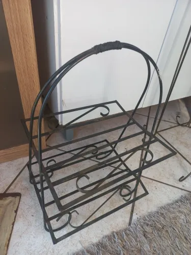 Porta revista, porta vasos, etc