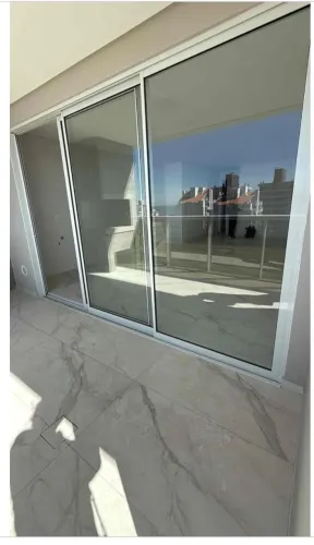 PORTA DE CORRER 3 FOLHAS 3.60M X 2.40M VIDRO DUPLO DE ALUMÍNIO.