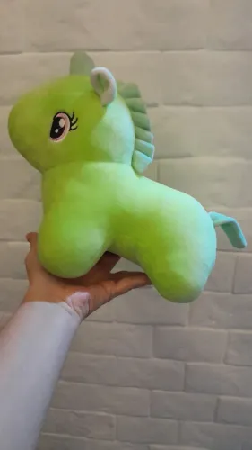 Unicórnio de pelúcia