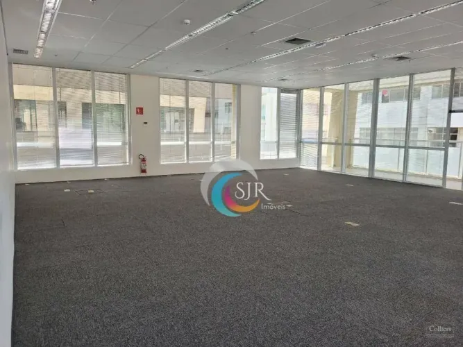 Conjunto para alugar, 447 m² na Cerqueira César - São Paulo/SP