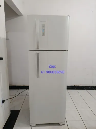 Geladeira Electrolux FrostFree 