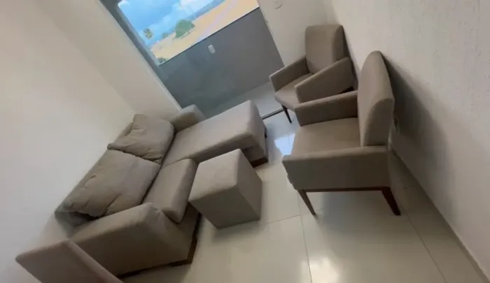 Sofá e poltronas