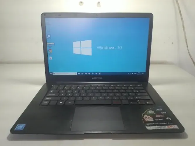 Notebook seminovo funcionando tudo