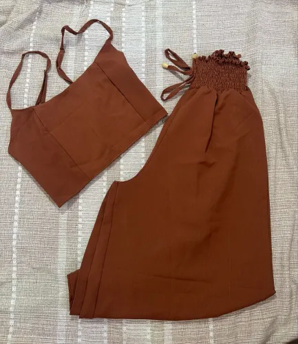 Conjunto calça e cropped 