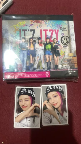 Kpop Album ITZY Japonês