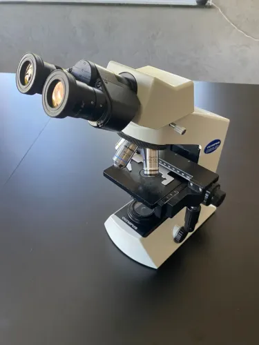 Microscópio Olympus Cx21 Led