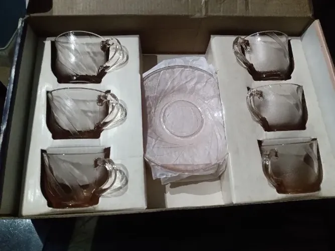 Jogo 6 xícaras (83 ml) para café em vidro cor salmão (Sem uso)