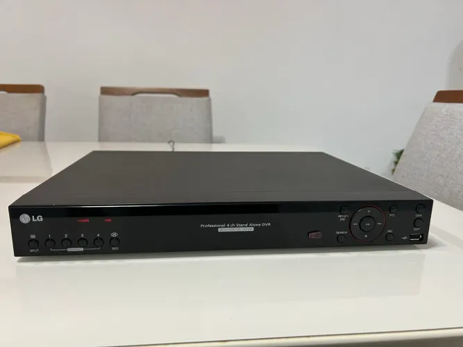 DVR LG profissional 4 canais LE2104