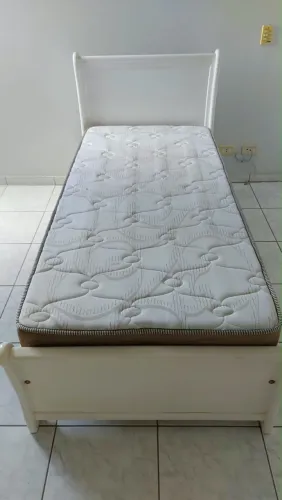 Cama de Madeira Solteiro