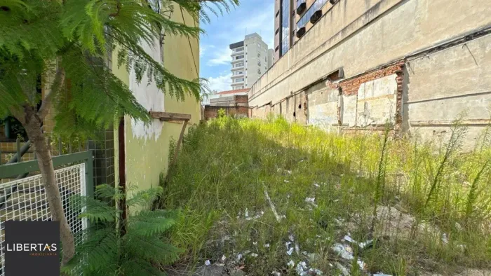 Terreno à venda São João Porto Alegre/RS